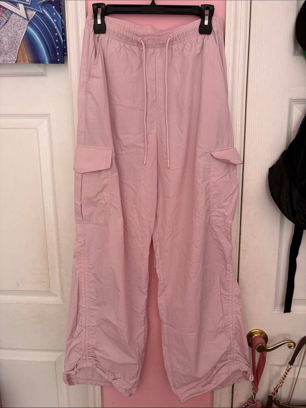 Hollister Light Pink Cargo Drawstring Wide-Leg Joggers